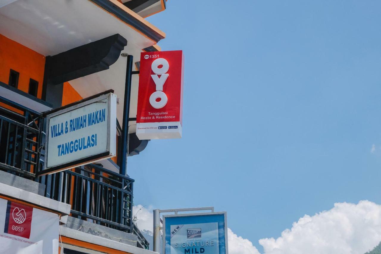 Oyo 1351 Tanggulasi Resto & Residence Syariah Magetan 外观 照片